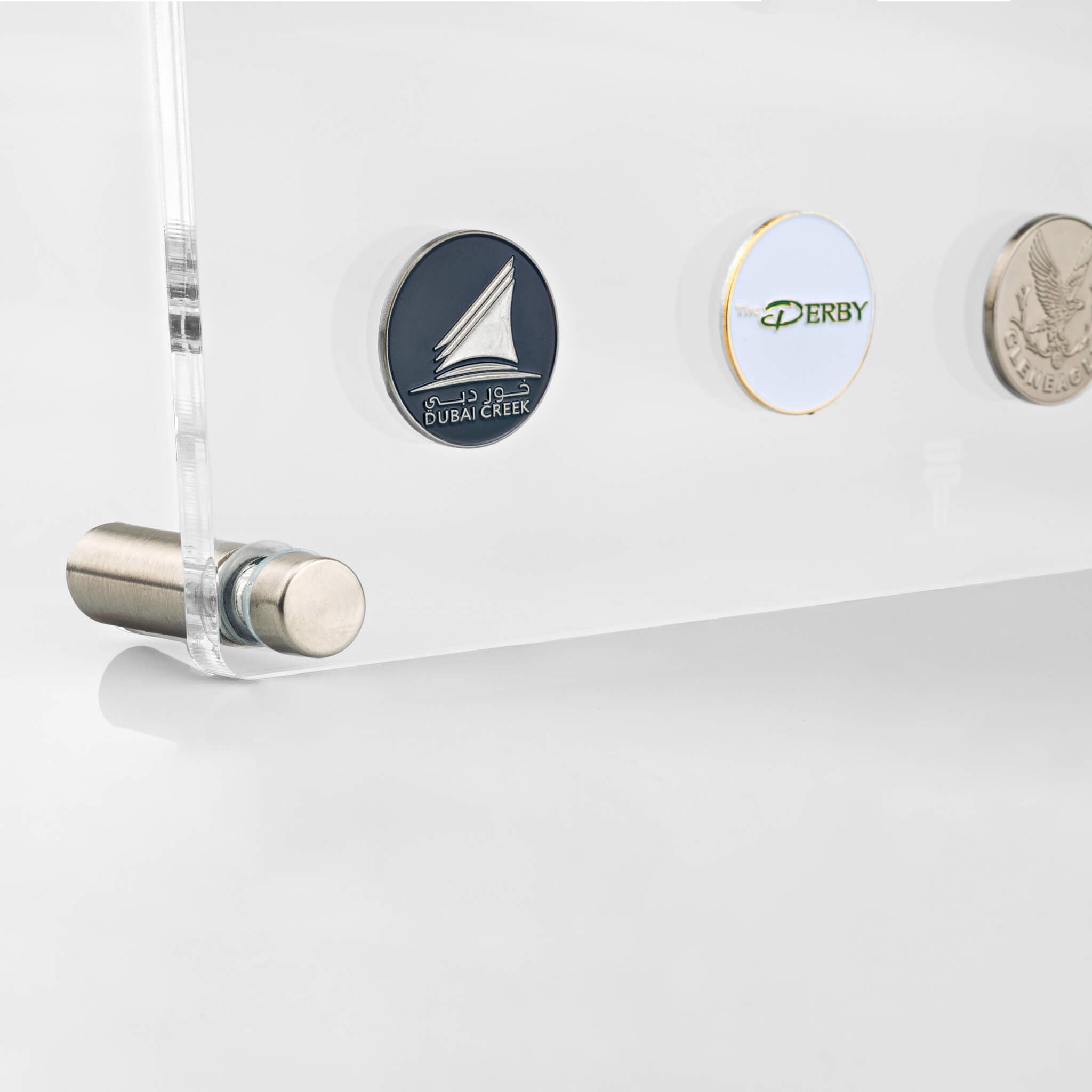 The Icon Golf Ball Marker Display Stand - Crystal Clear